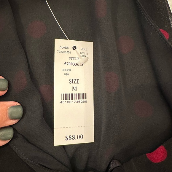 Sleeveless blk/cranberry polka-dot top! - Picture 2 of 8